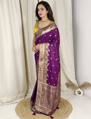 Purple banarasi satin silk zari weaving saree with embroiderd blouse piece 3
