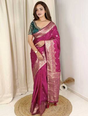 Magenta banarasi satin silk zari weaving saree with embroiderd blouse piece 1