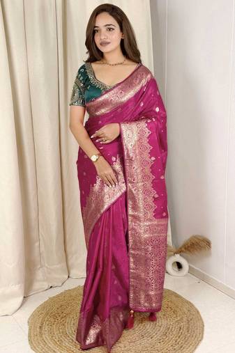 Magenta banarasi satin silk zari weaving saree with embroiderd blouse piece