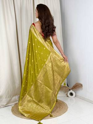 Olive banarasi satin silk zari weaving saree with embroiderd blouse piece 2