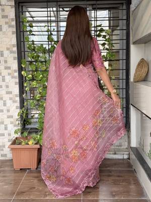 Pink organza zari weaving embroiderd saree with embroiderd blouse piece 2