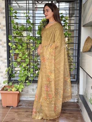 Olive organza zari weaving embroiderd saree with embroiderd blouse piece 3