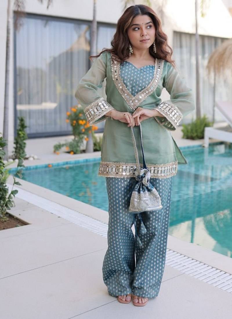 Sky blue mirror & lace work stitched top & pant with batwa