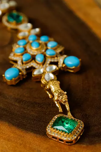 Blue stone gold plated necklace set