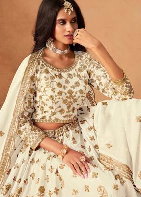White Organza Hand Embroidery Semi Stitched Lehenga Choli Size Up To 42 2