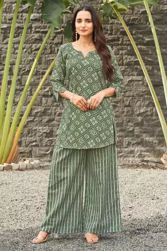 Green geometric print poly cotton fusion wear co-ord set