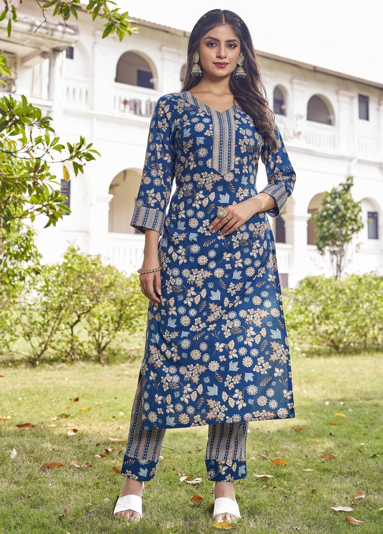 Women turquoise blue floral printed straight kurta set