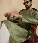 men   s green silk blend printed straight kurta with trousers