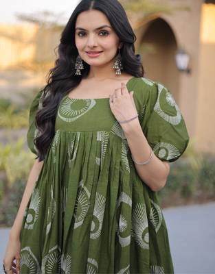 Green cotton printed frill dresses 3