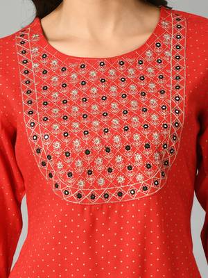 Polka dots printed round neck mirror work straight kurta 2