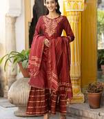Women ethnic motifs embroidered regular thread work kurta with sharara & with dupatta