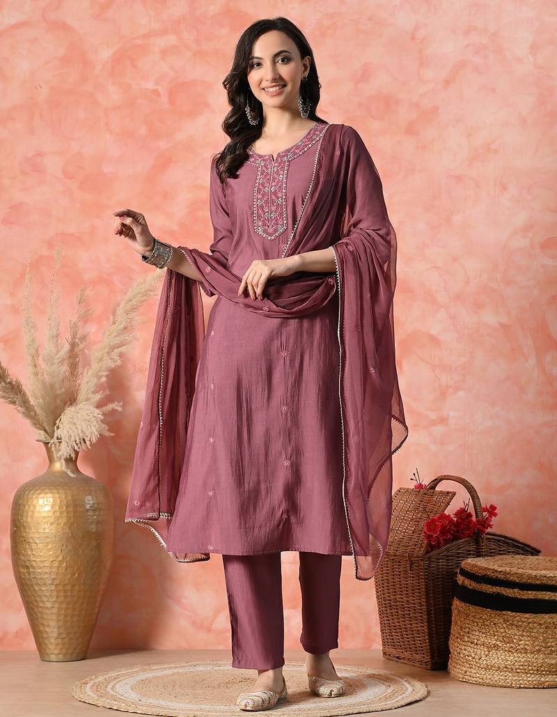 Women ethnic motifs embroidered regular thread work kurta with trousers & with dupatta