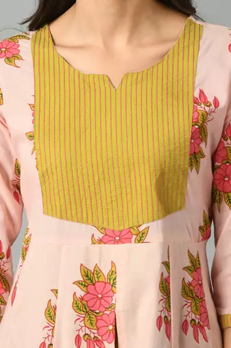 Women pink floral printed anarkali kurta