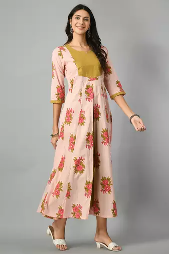 Women pink floral printed anarkali kurta