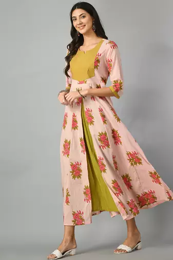 Women pink floral printed anarkali kurta