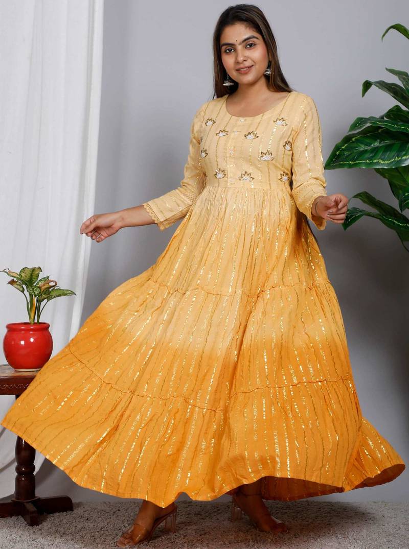 Blocked dyed round neck three-quarter regular sleeves Anarkali 