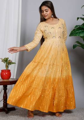 Blocked dyed round neck three-quarter regular sleeves Anarkali  4