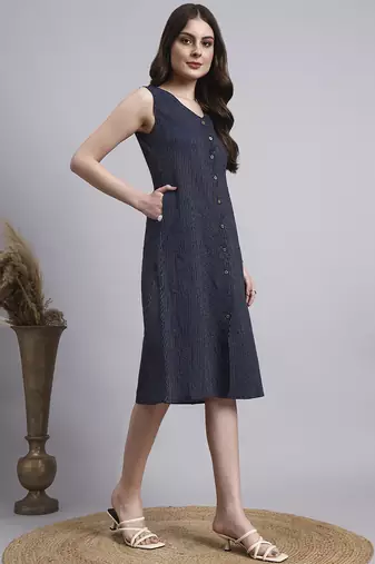 Women navy solid kantha dress