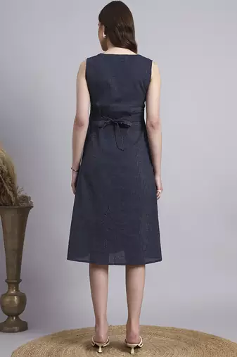 Women navy solid kantha dress