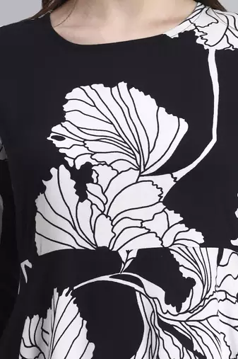 Women black floral rayon dress