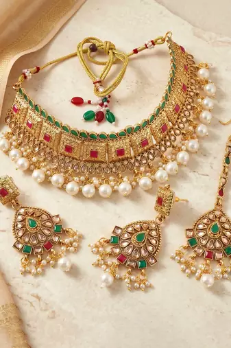 Lucky jewellery gold-plated ruby & green color choker necklace set with tikka
