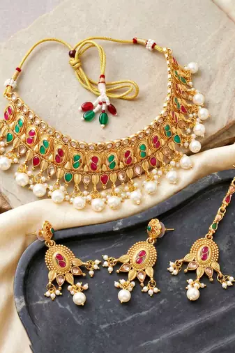 Lucky jewellery gold-plated ruby & green color choker necklace set with tikka