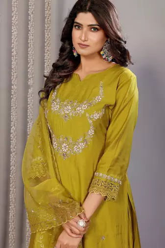 Women olive green floral roman kurta set