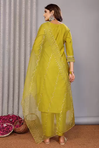 Women olive green floral roman kurta set
