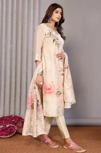 Women cream floral chanderi kurta set