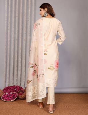 Women cream floral chanderi kurta set 5
