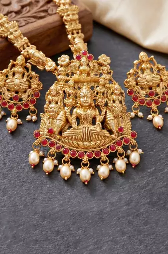 Lucky jewellery gold-plated laxmi idol temple ruby color necklace set