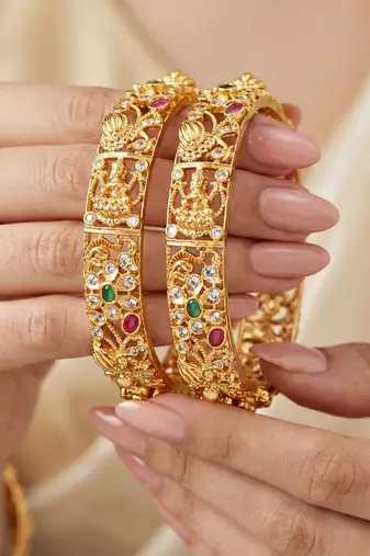 Gold laxmi twist floral bangle ad stone