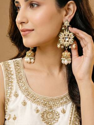 Gold plated navratan necklace set with earrings 2