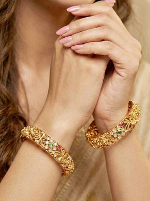 Gold laxmi twist floral bangle ad stone 3
