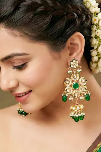 Gold plated navratan necklace set with earrings