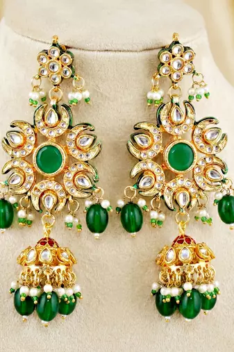 Gold plated navratan necklace set with earrings