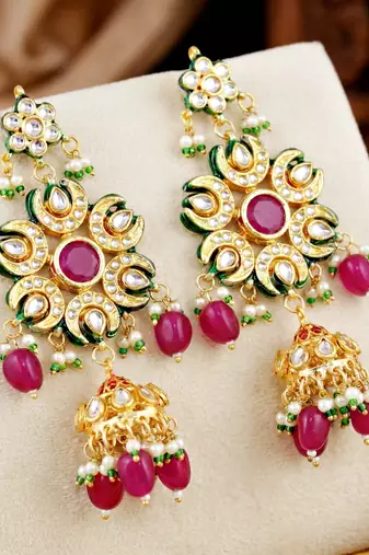 Gold plated navratan necklace set with earrings