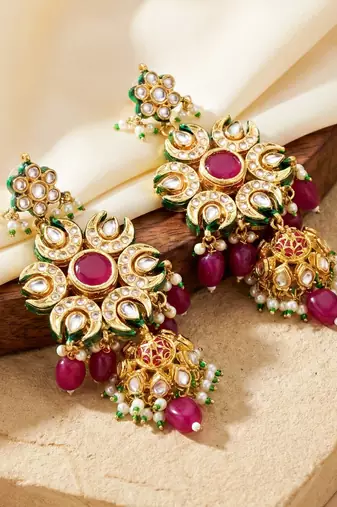Gold plated navratan necklace set with earrings