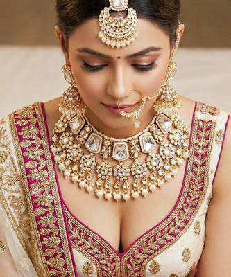 18 kt gold plated white kundan bridal necklace set with tikka & nath 2
