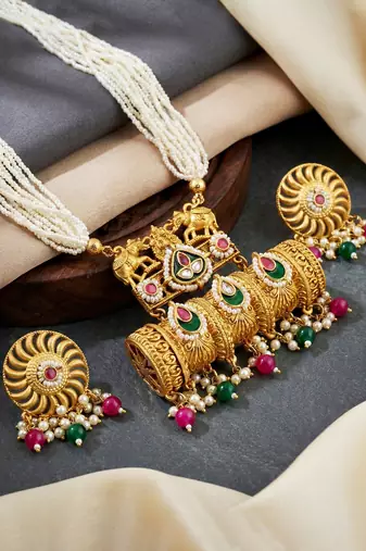Gold-tone temple pearl necklace set with earrings for party & wedding wear