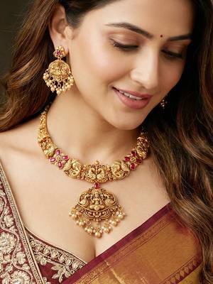 Traditional antique gold-tone temple jewellery 3