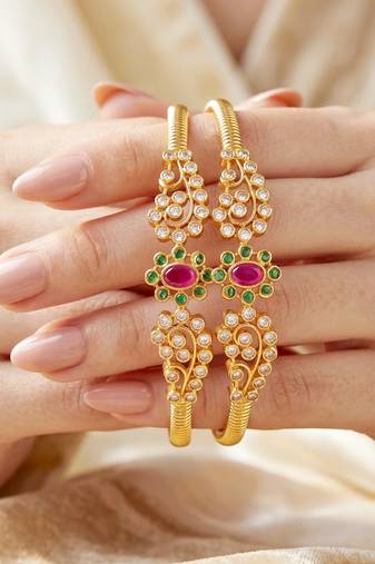 Gold temple white ad bangle elegant kada