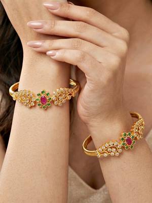Gold temple white ad bangle elegant kada 4