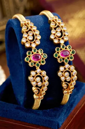 Gold temple white ad bangle elegant kada