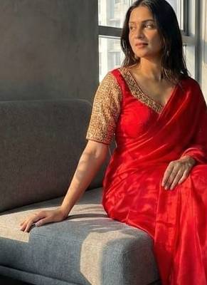 Red Color  hand embroidery beats work art silk saree 2