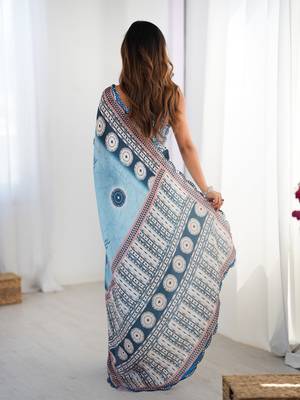 Chiffon digital print scallped border foil mirror work saree 3