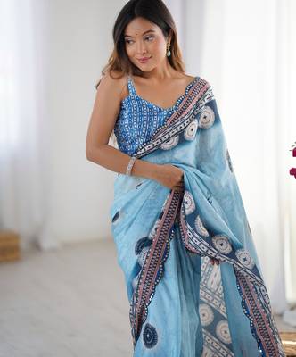 Chiffon digital print scallped border foil mirror work saree 5
