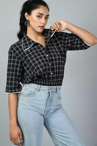 Black squre top