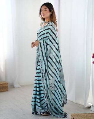 Chiffon digital print scallped border foil mirror work saree 5