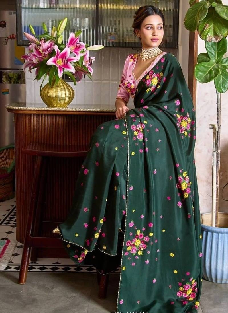 Green Color Cut Dana Flower Work  Georgette Saree
